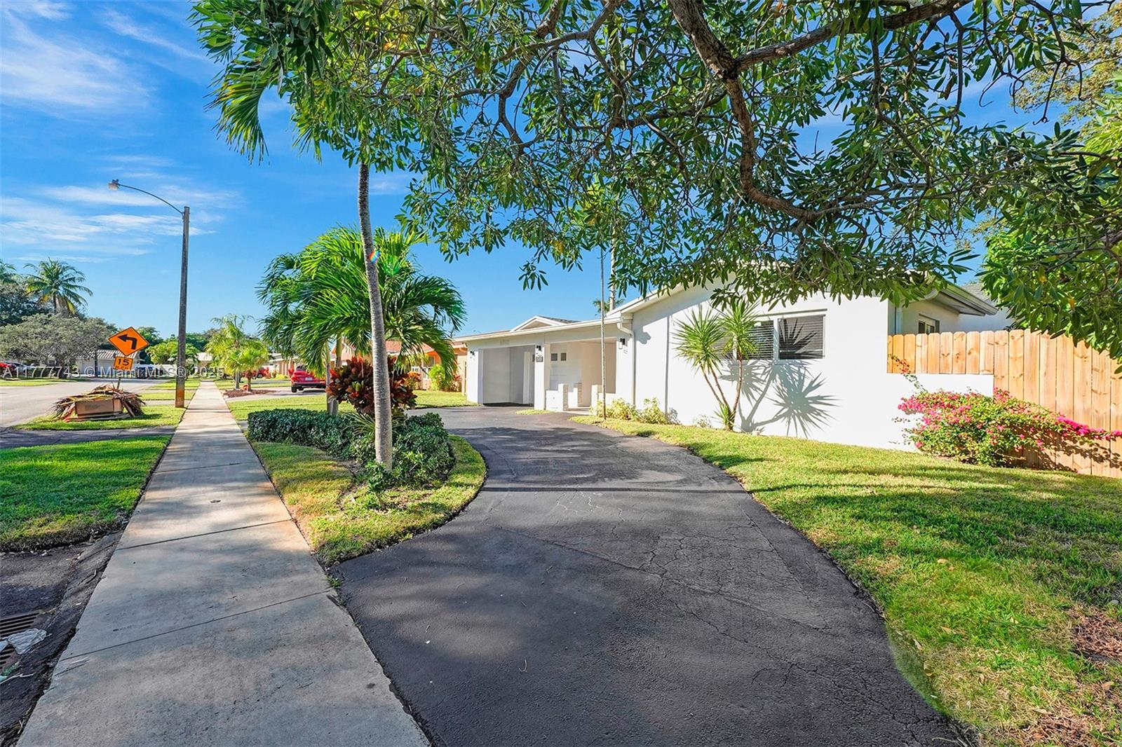 Rental Property at 4051 N 41st Ct 4051, Hollywood, Broward County, Florida - Bedrooms: 4 
Bathrooms: 2  - $6,195 MO.