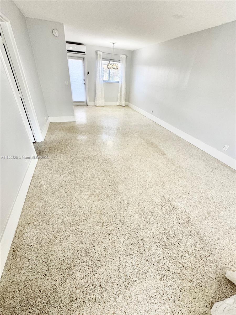 1601 SE 15th St 1B