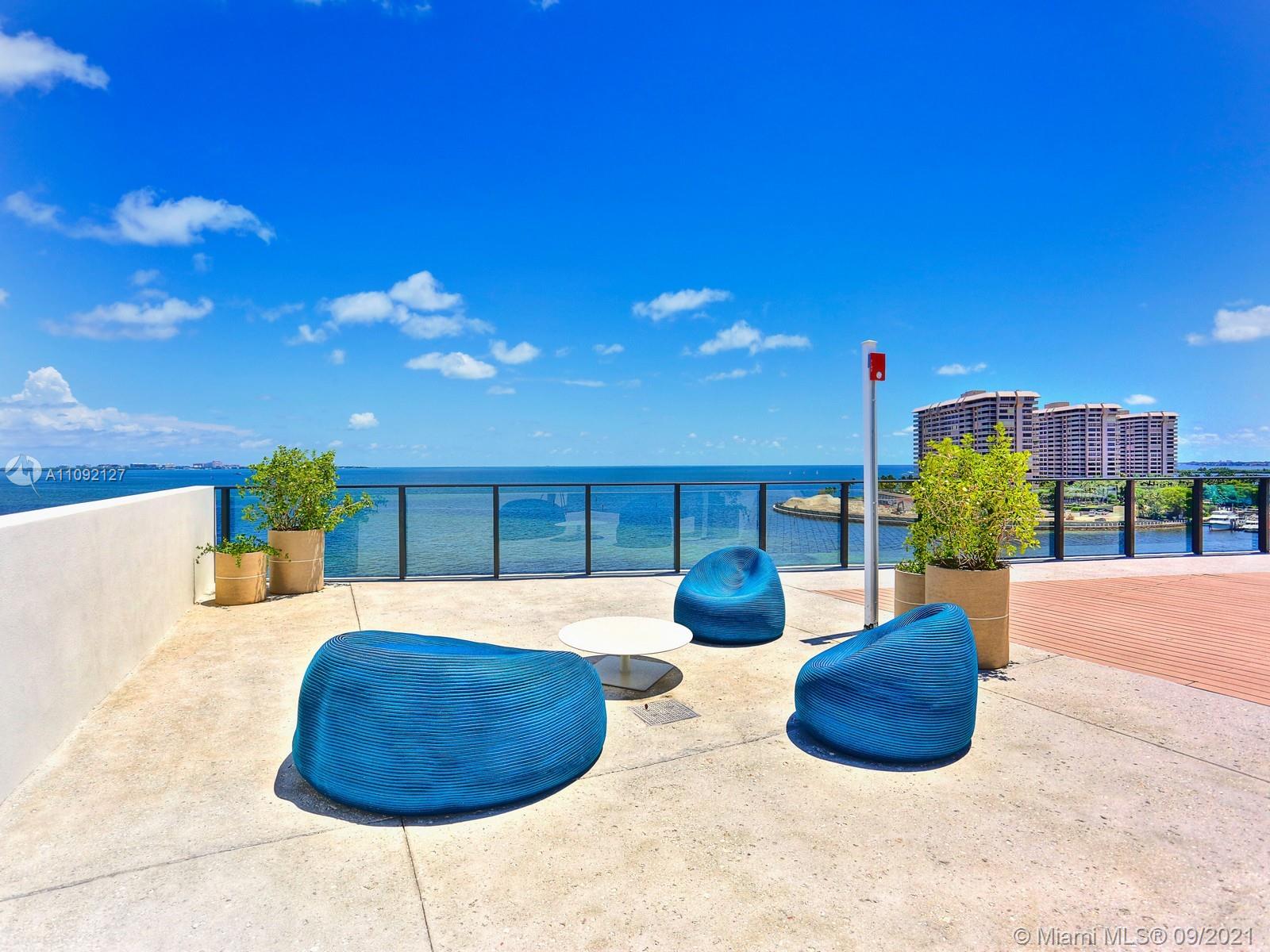 THE FAIRCHILD COCONUT GROV - Residential