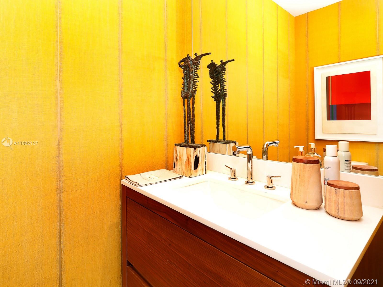 THE FAIRCHILD COCONUT GROV - Residential