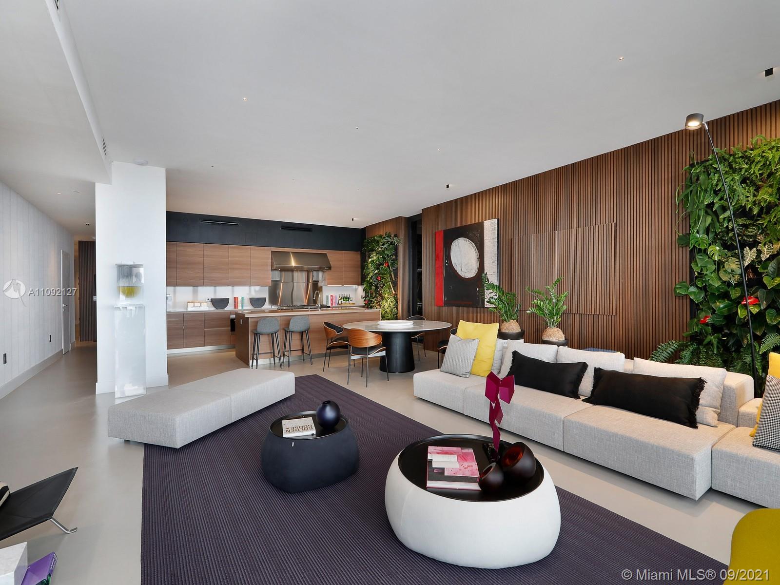 THE FAIRCHILD COCONUT GROV - Residential