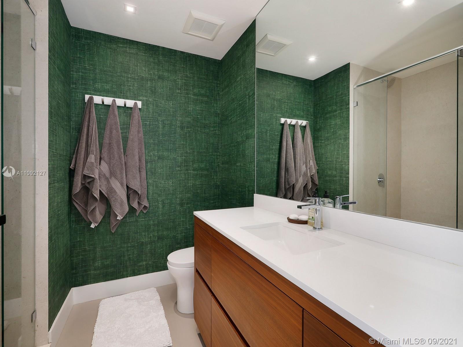 THE FAIRCHILD COCONUT GROV - Residential