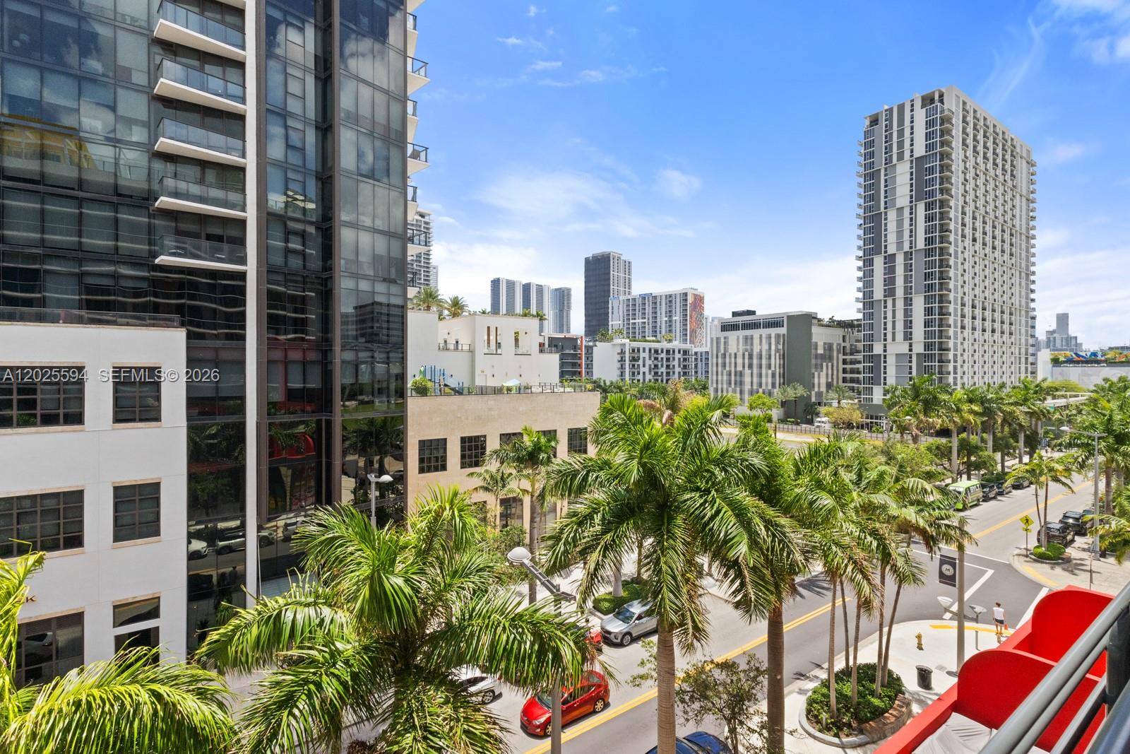 90 NE 32ND ST 506
