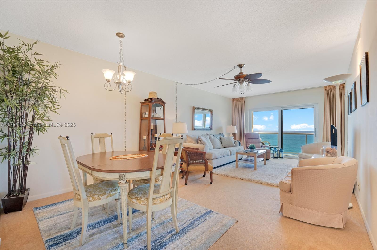STARLIGHT TOWERS CONDO - Residential