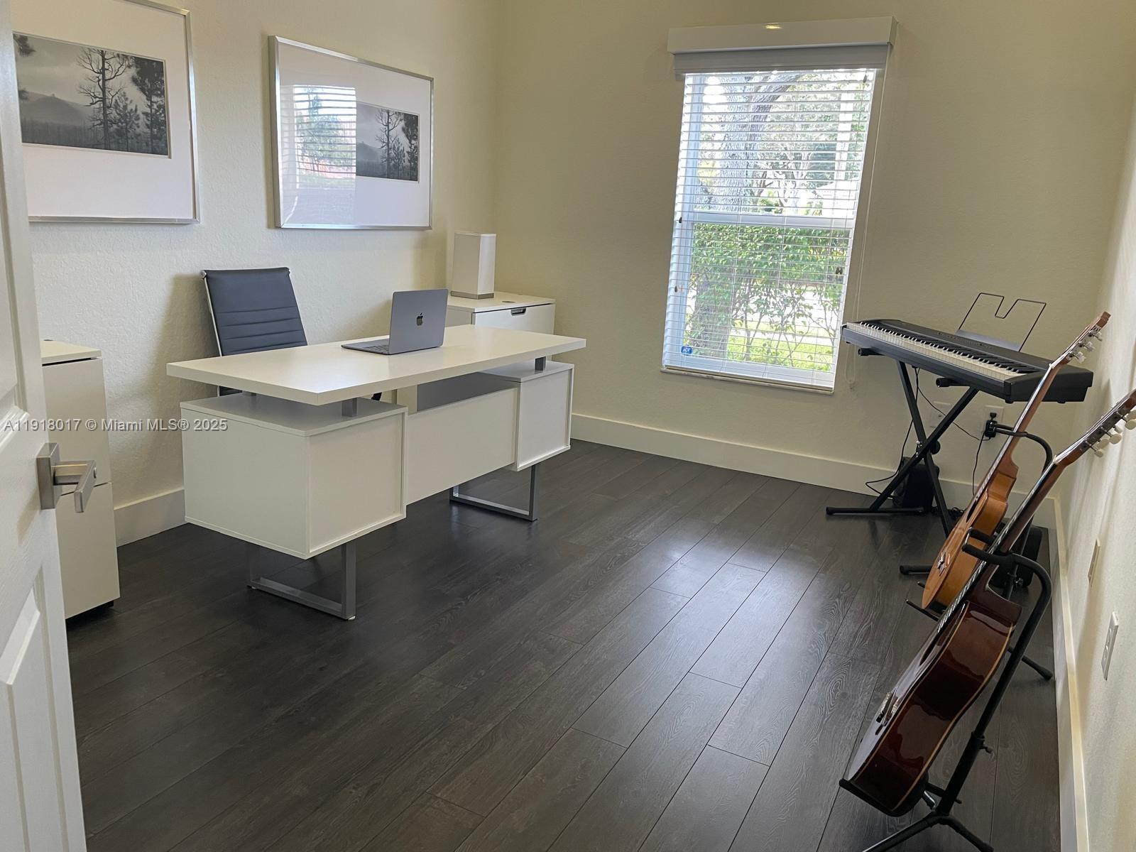 PEMBROKE ISLES 1 - Residential Lease