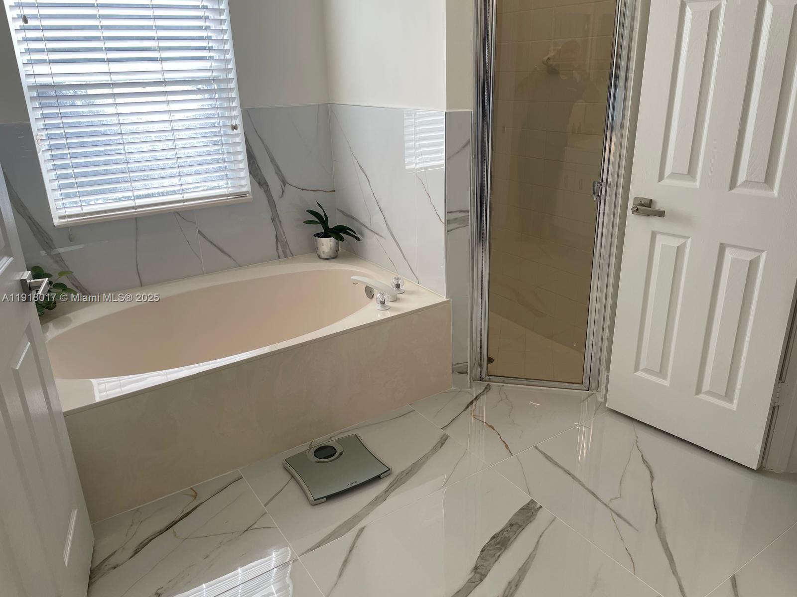 PEMBROKE ISLES 1 - Residential Lease