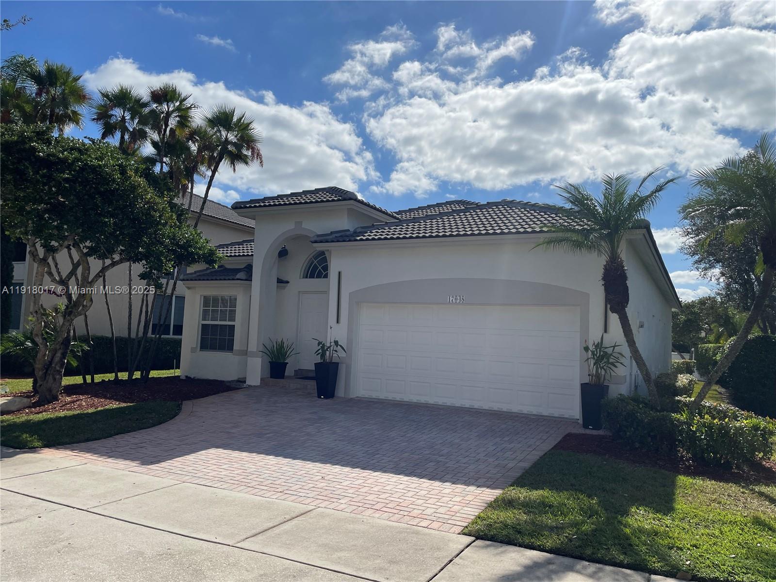 PEMBROKE ISLES 1 - Residential Lease