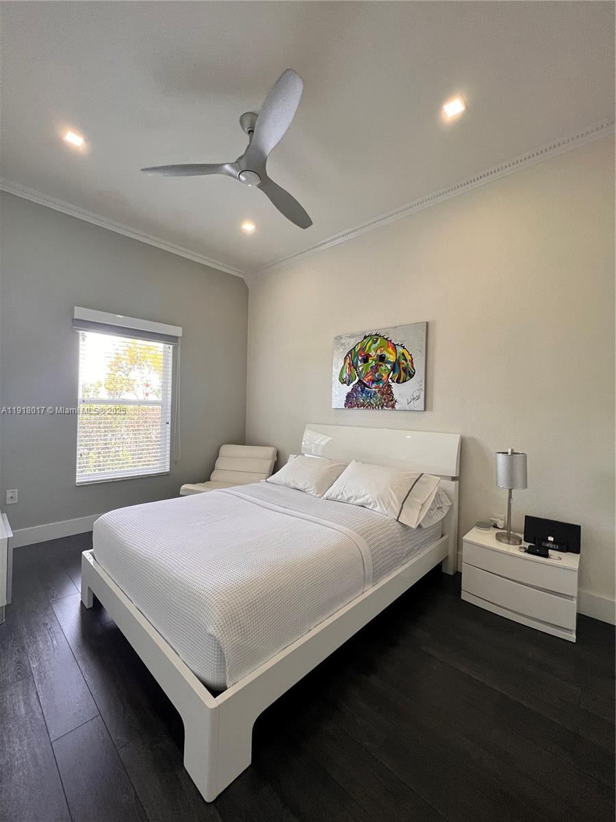 PEMBROKE ISLES 1 - Residential Lease