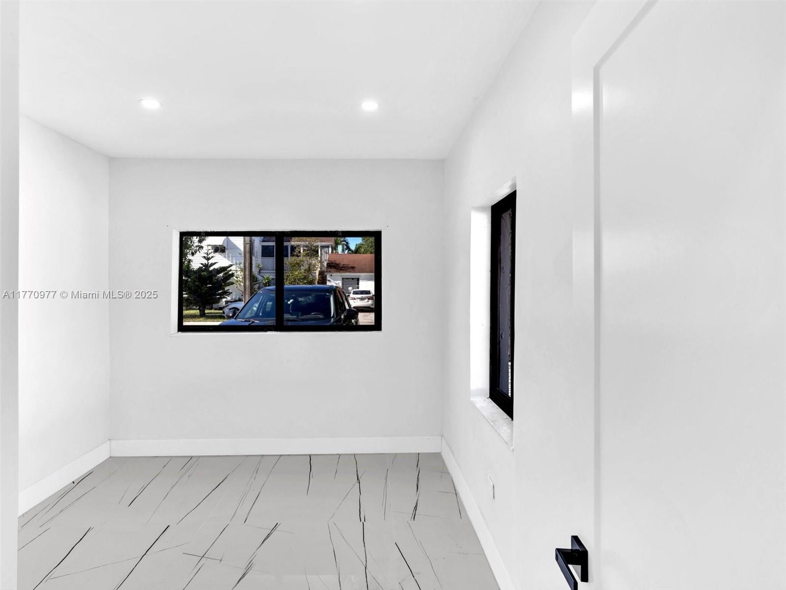 OSCEOLA GROVES - Residential