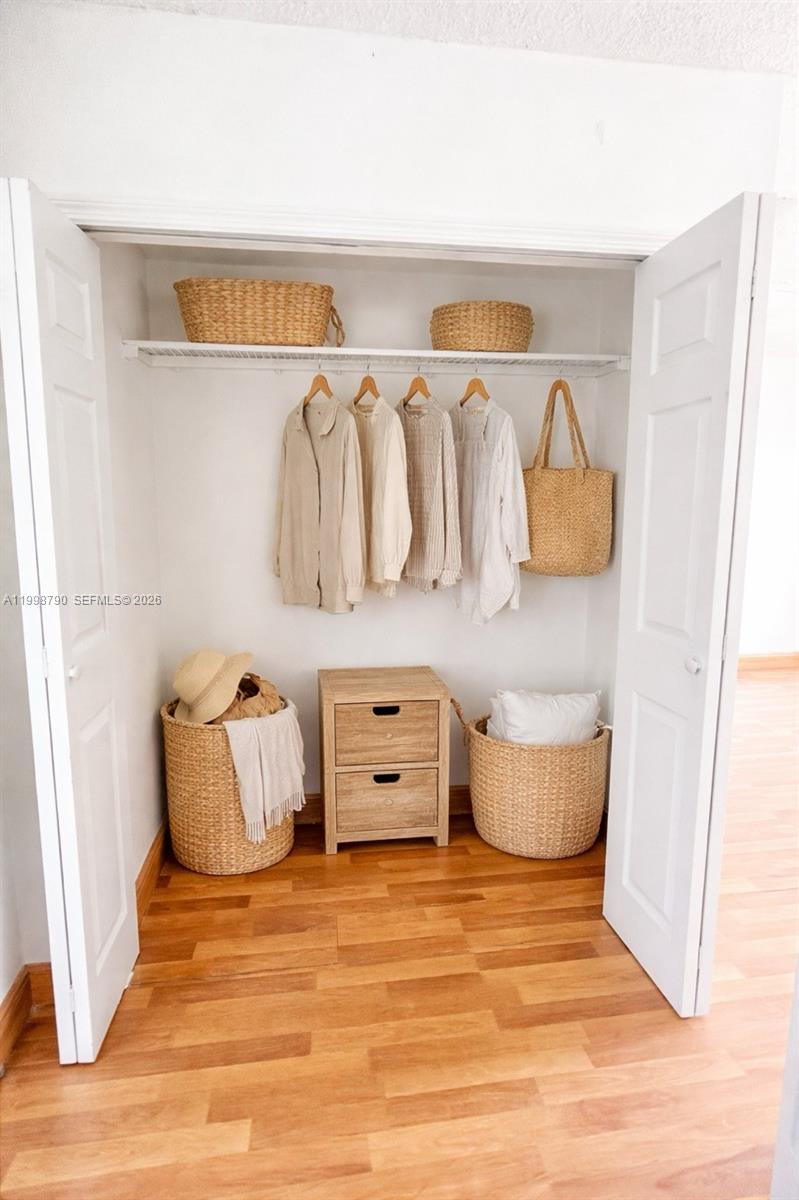 RESIDENCIAL COND - Residential Lease