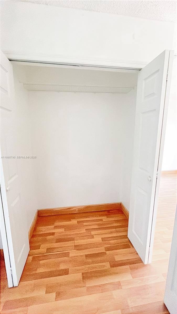 RESIDENCIAL COND - Residential Lease