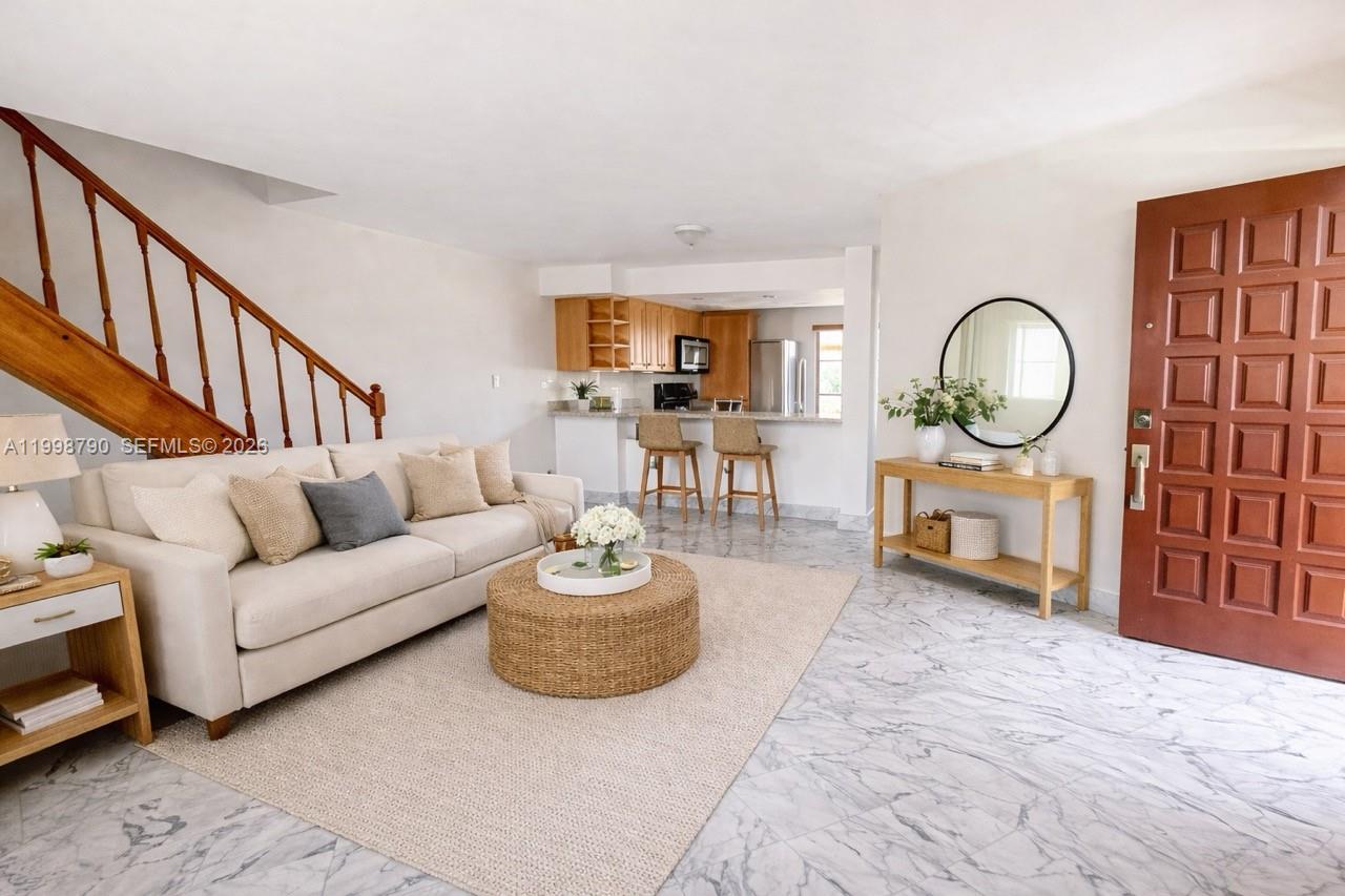 RESIDENCIAL COND - Residential Lease