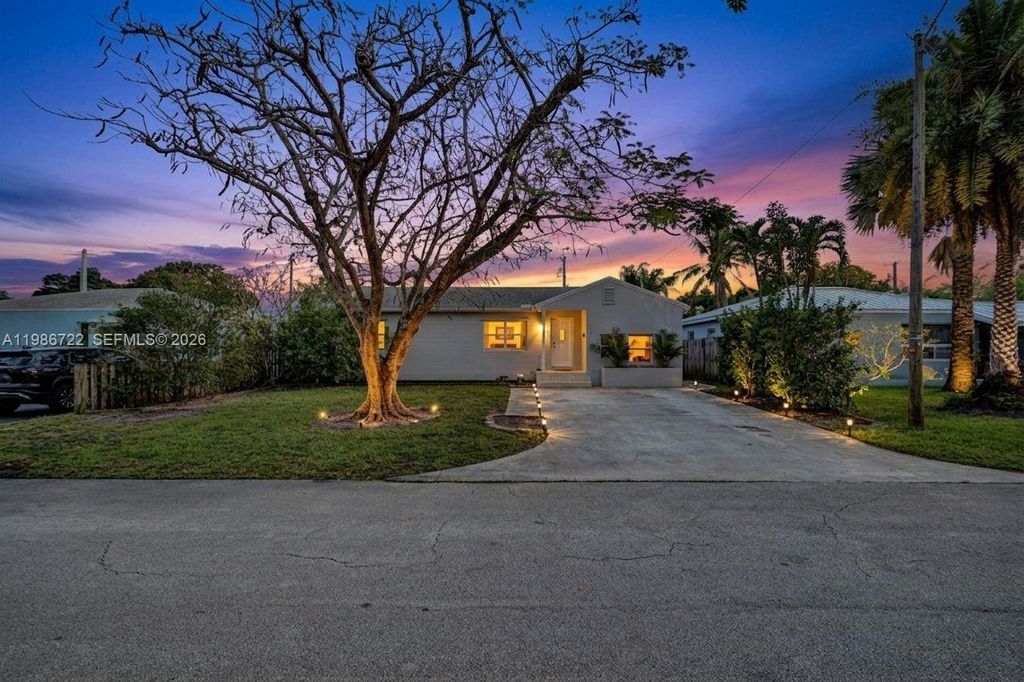 Photo of 1508 Funston St, Hollywood, FL 33020 (MLS # A11986722)