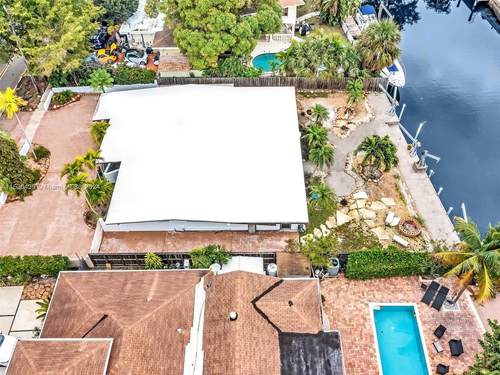 VENETIAN SEC KEYSTONE POI - Residential