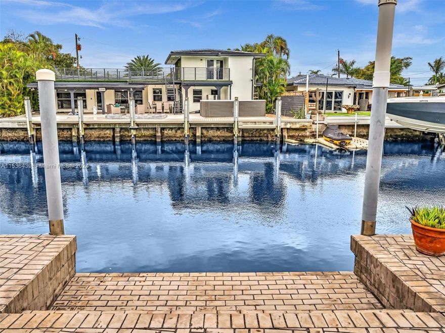 Welcome to your waterfront home in a gated community! This charming 3/2 offers great water view and access. Enjoy waterfront living, with the option of ocean access and no fixed bridges this house is every boat lover dream! With the added bonus of a new roof installed less than 7 years ago, this property is a rare find at the lowest price in the area! Also great development opportunity. Cheapest waterfront in the​​‌​​​​‌​‌​​​‌‌​​​‌‌‌​​‌​​‌‌​​​​ area!!!