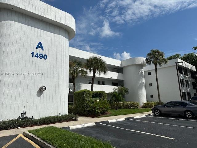 Photo of 1490 Sheridan St #18A, Hollywood, FL 33020 (MLS # A11645846)