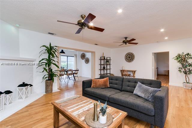 OCEAN WAY PARK - Residential Income