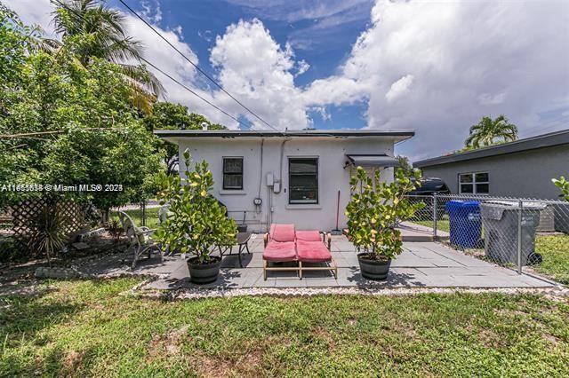 OCEAN WAY PARK - Residential Income