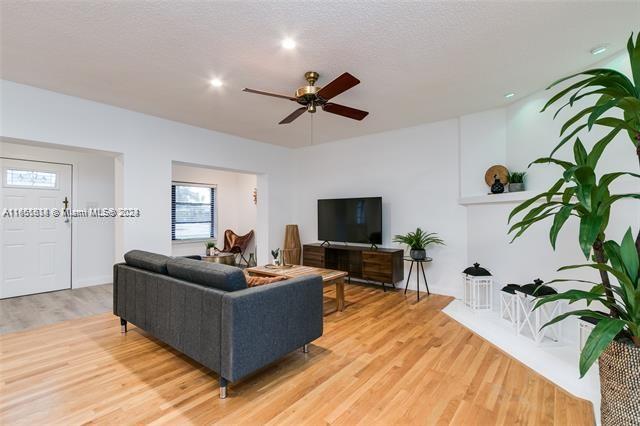 138-140 NE 13th Ave