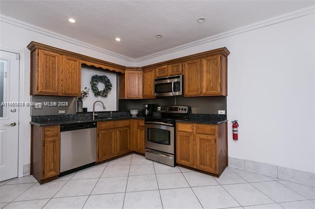 OCEAN WAY PARK - Residential Income