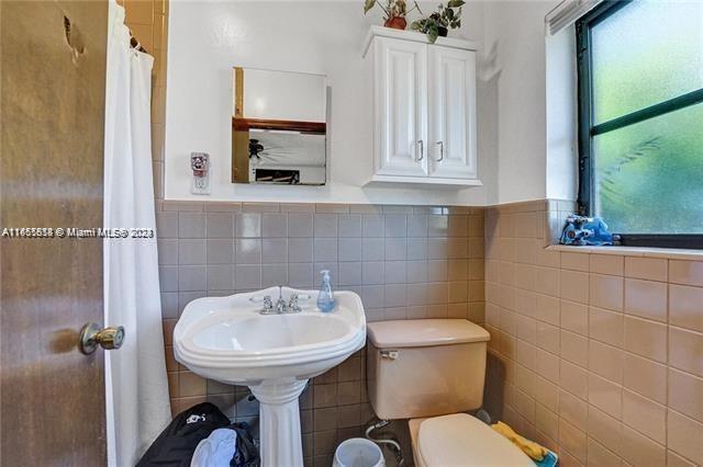 OCEAN WAY PARK - Residential Income