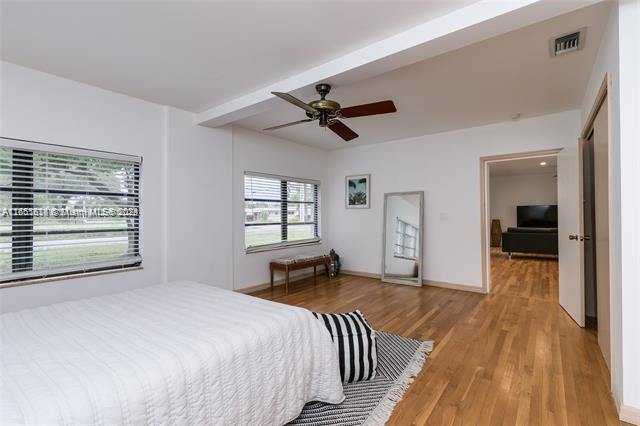 OCEAN WAY PARK - Residential Income
