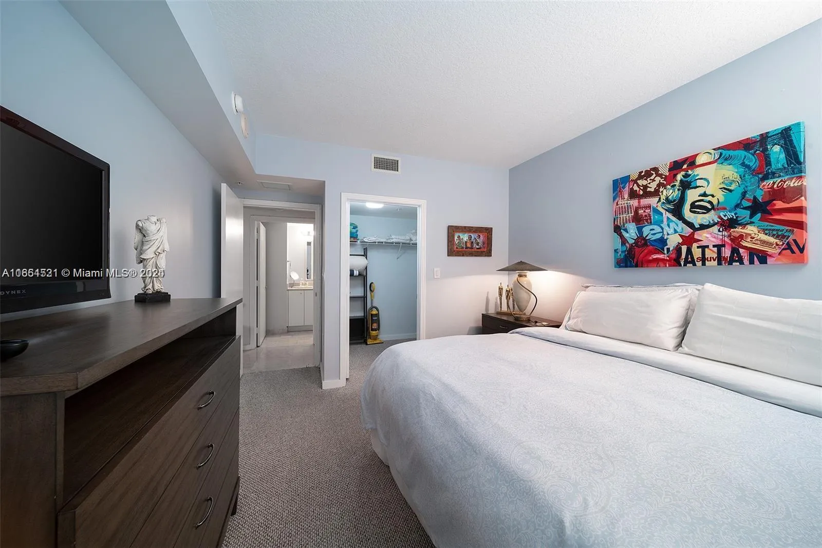 Miami, Florida 33156, United States, 1 Bedroom Bedrooms, ,1 BathroomBathrooms,Residential,Active,42468