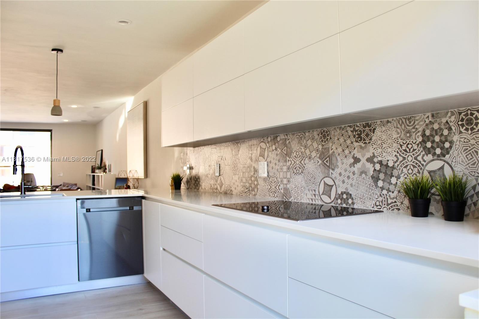 SEAGULL TOWNHOMES CONDO - Residential Lease