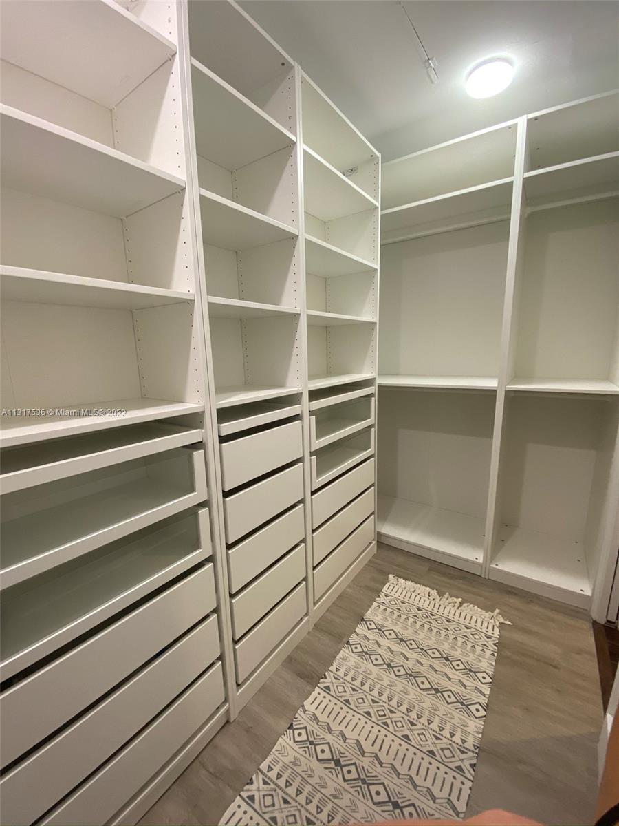 SEAGULL TOWNHOMES CONDO - Residential Lease