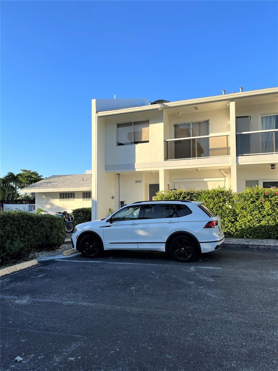 SEAGULL TOWNHOMES CONDO - Residential Lease