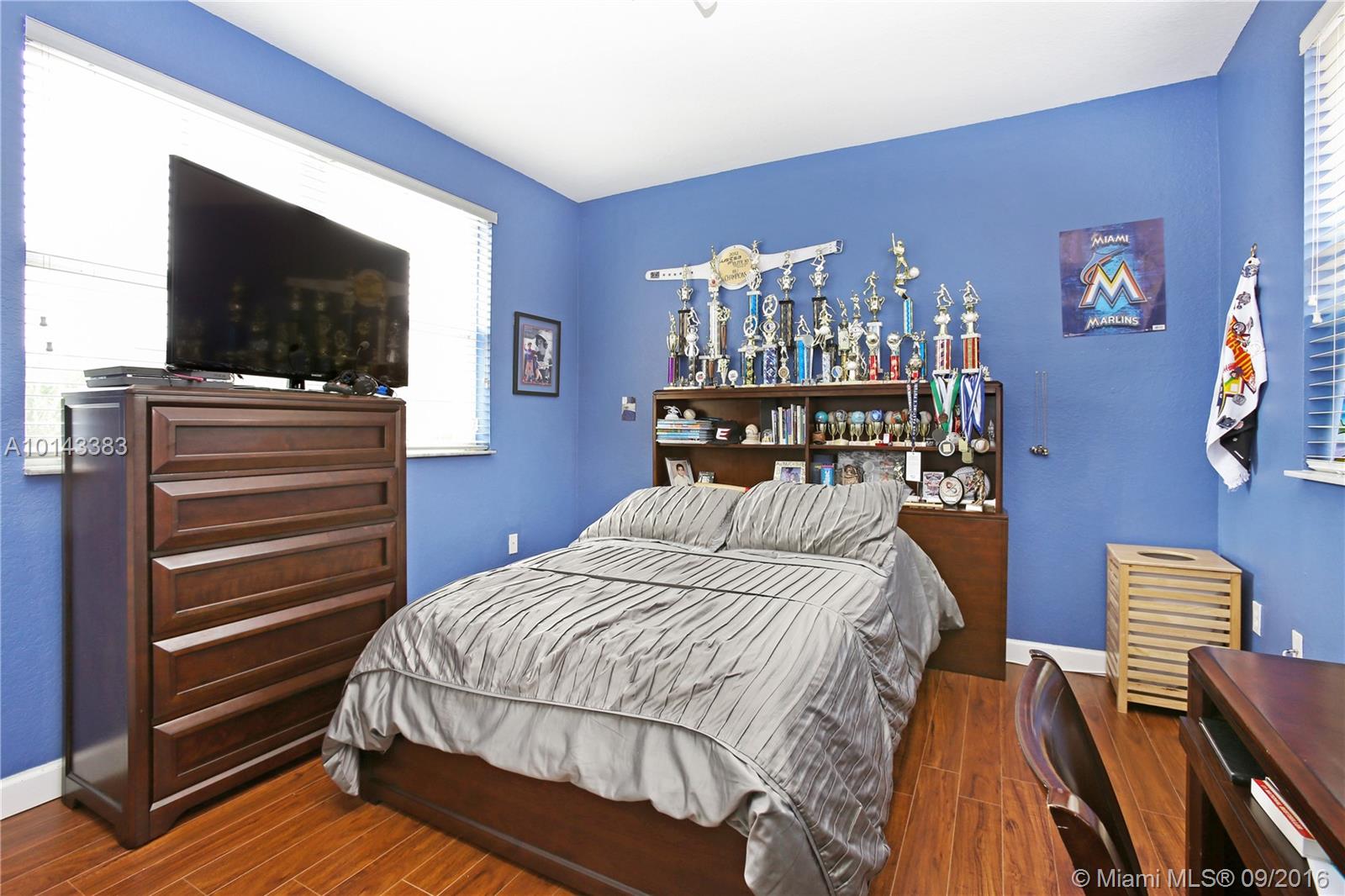 Kendall Breeze - Residential