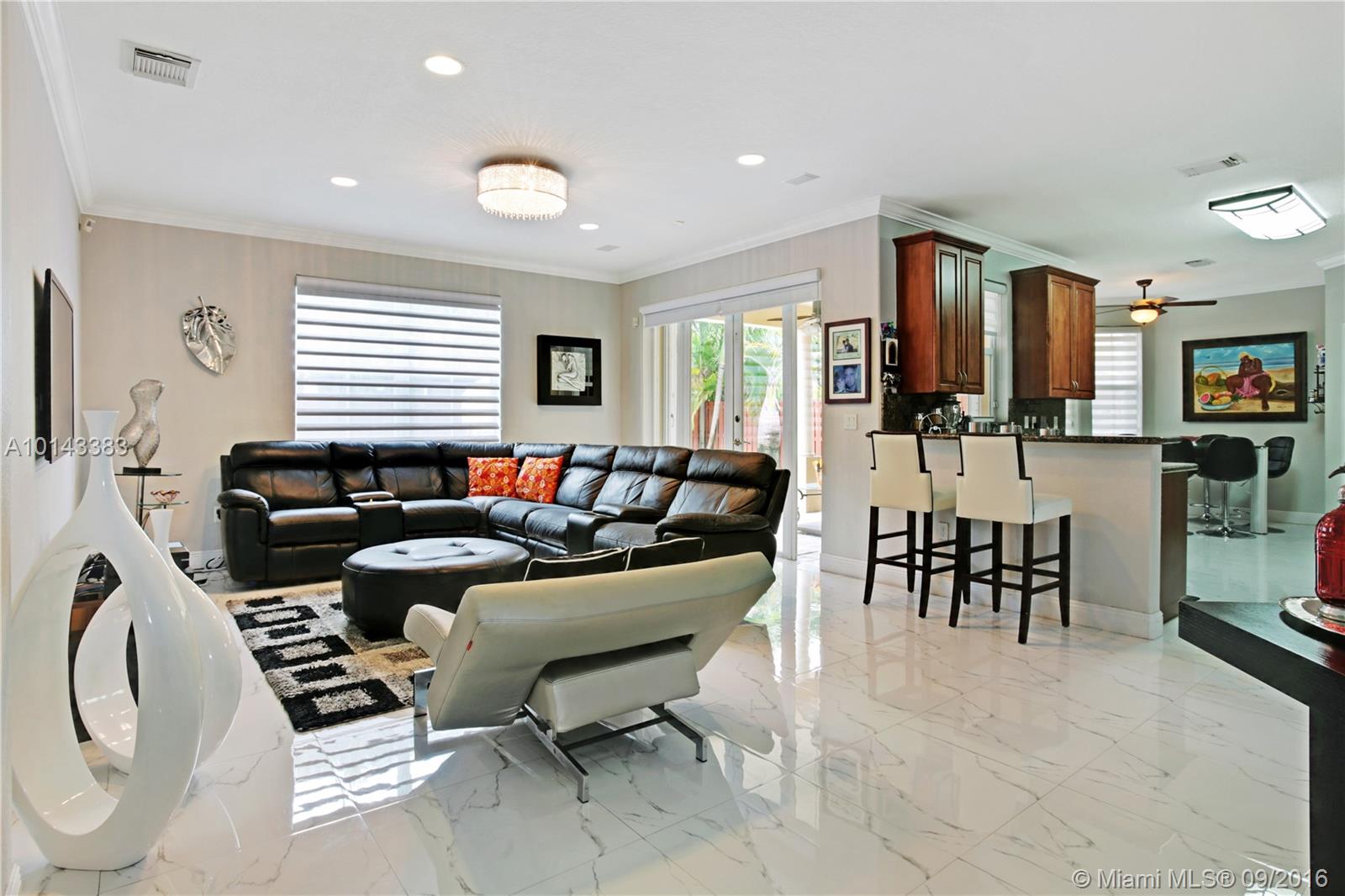 Kendall Breeze - Residential