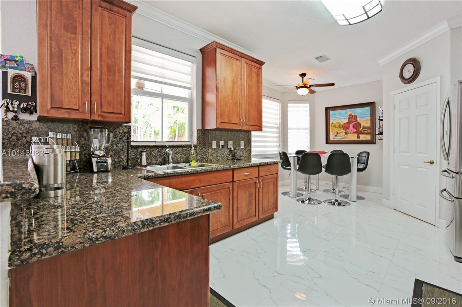 Kendall Breeze - Residential