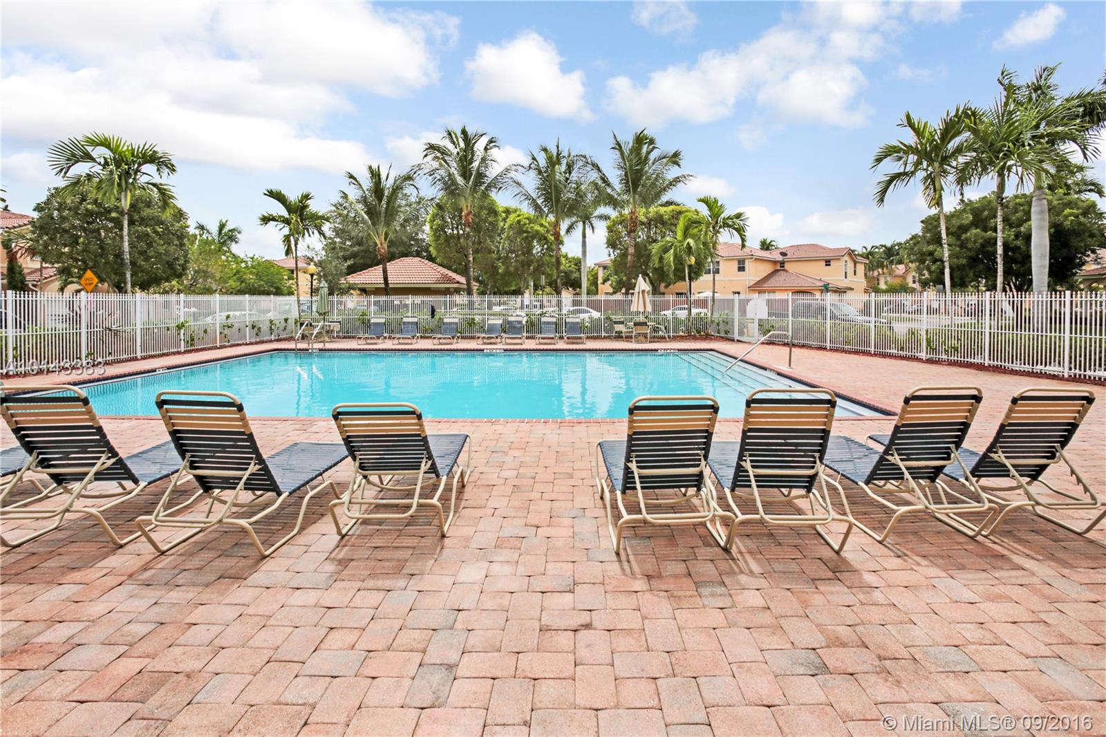 Kendall Breeze - Residential