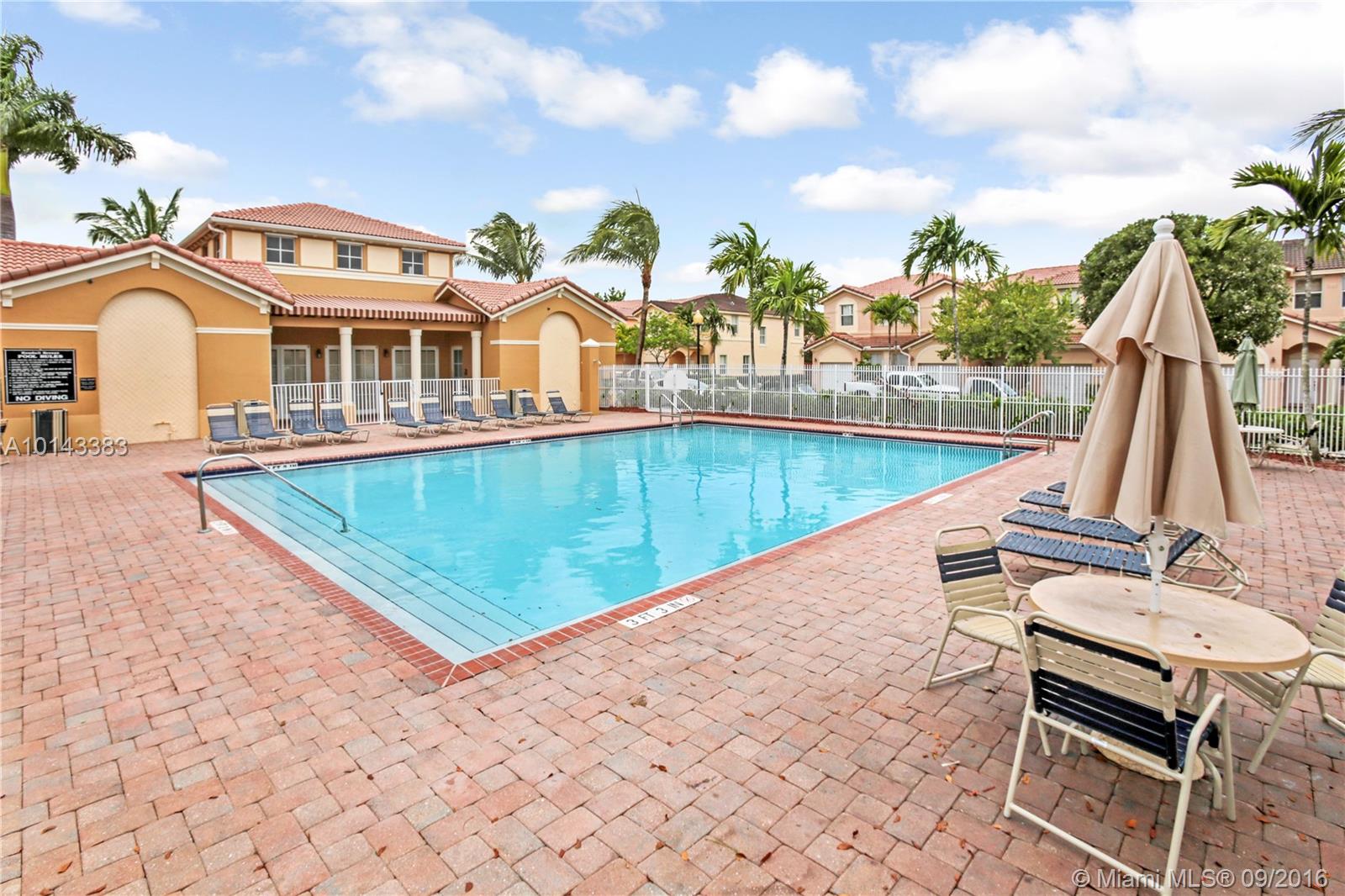 Kendall Breeze - Residential