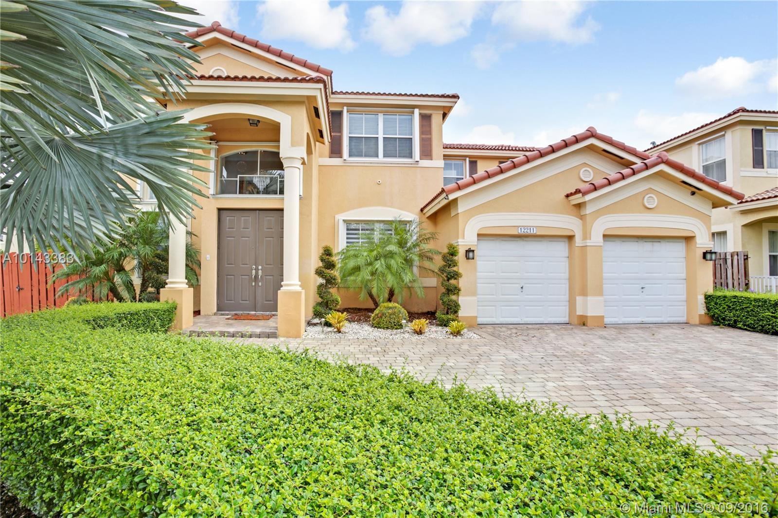 Kendall Breeze - Residential