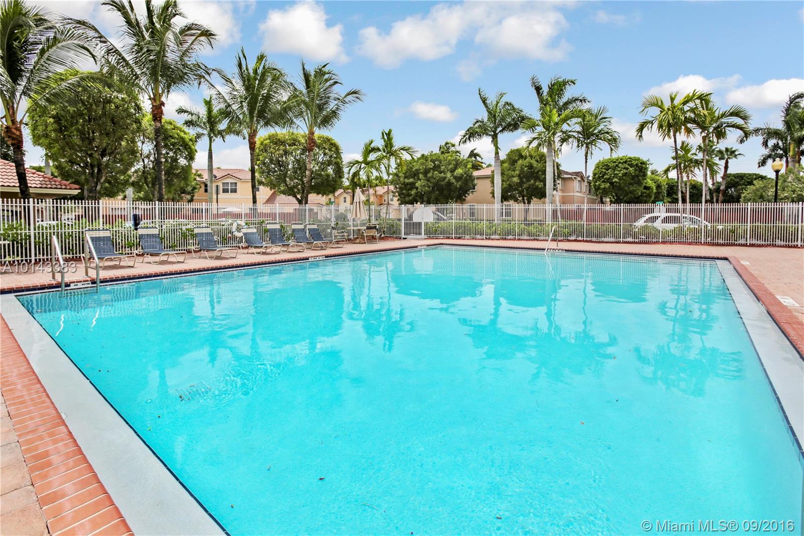 Kendall Breeze - Residential