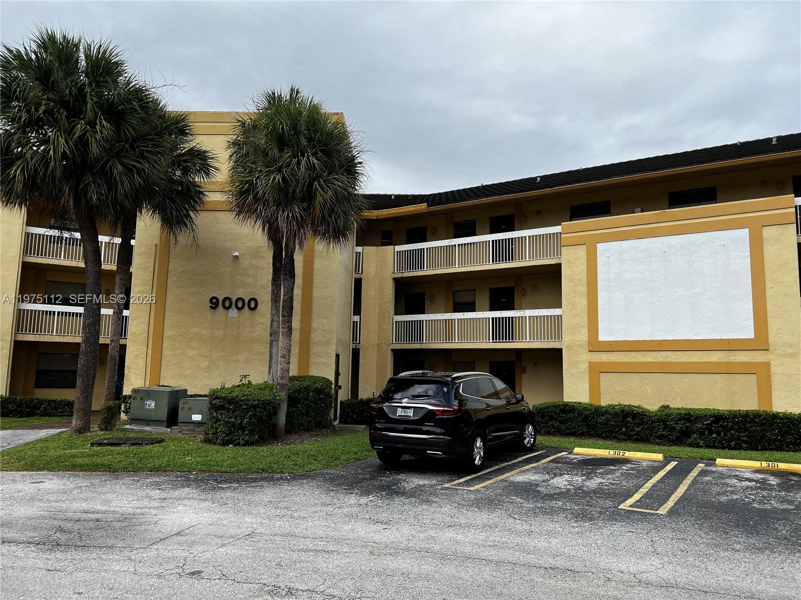 ISLAND CLUB AT CORAL SPRI - Residential Lease