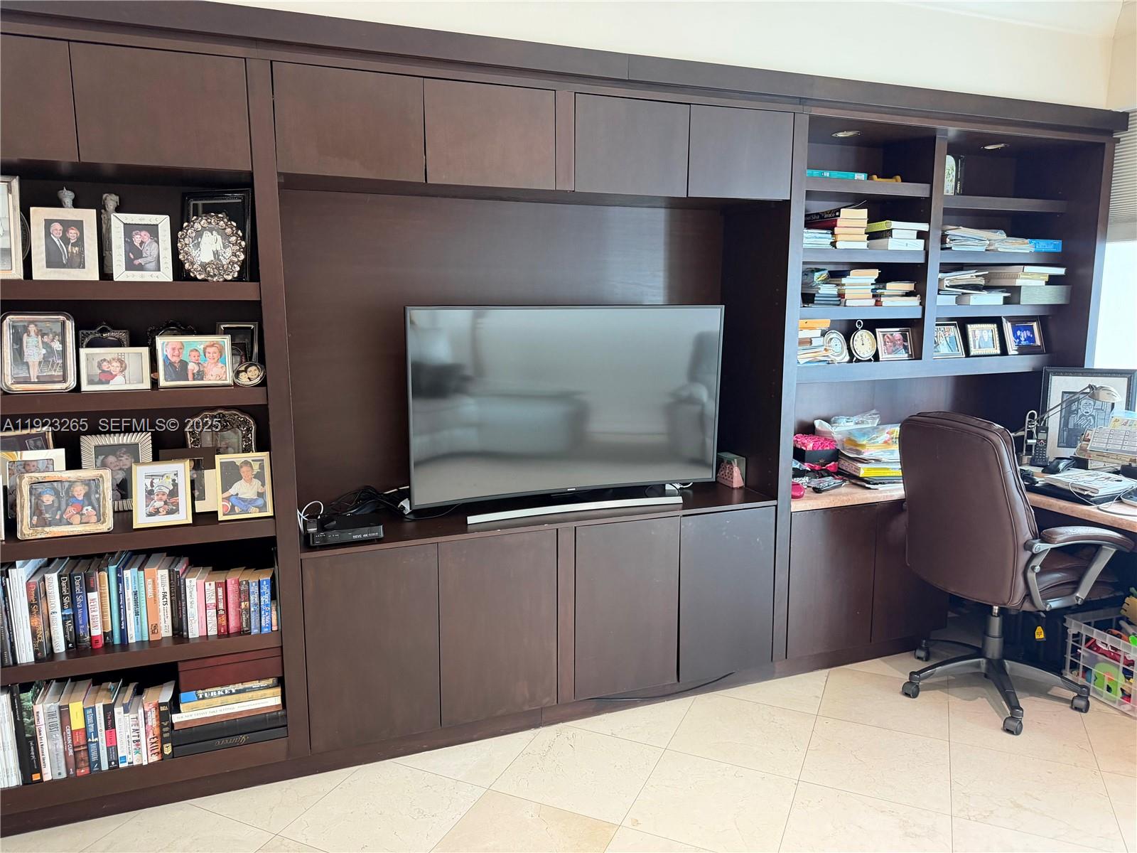 THE PALACE AT BAL HARBOUR - Residential