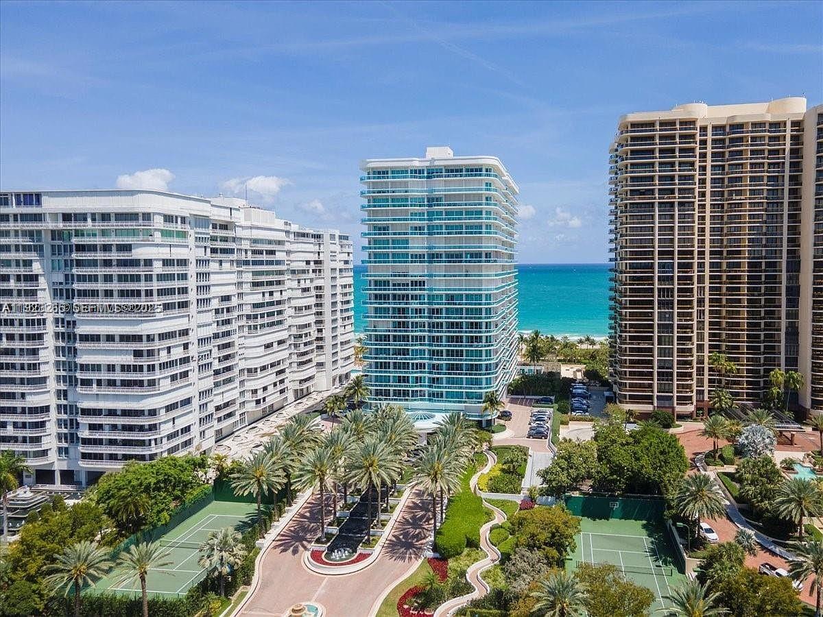 THE PALACE AT BAL HARBOUR - Residential