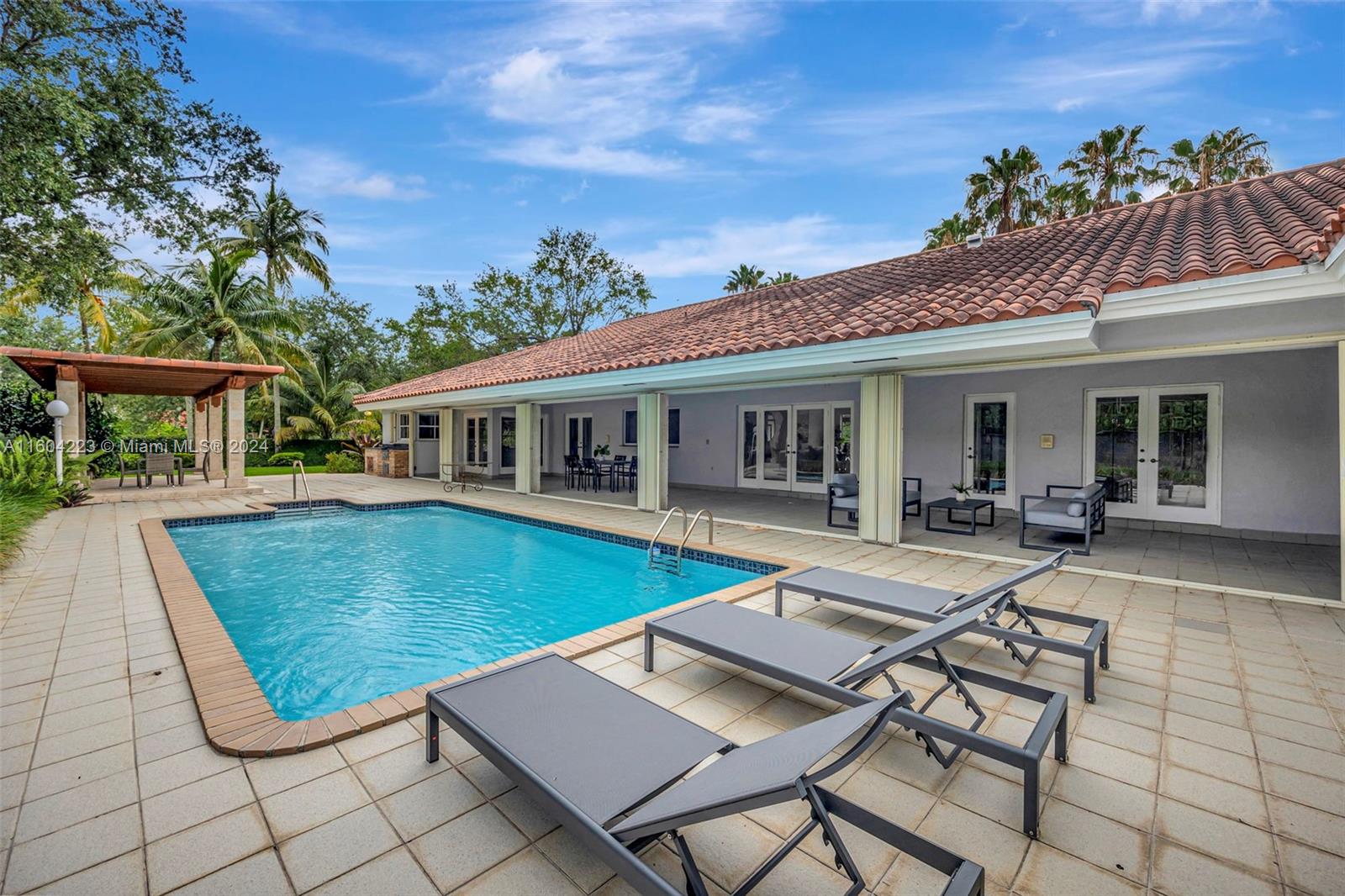 Courts of Galloway Glen - Residential