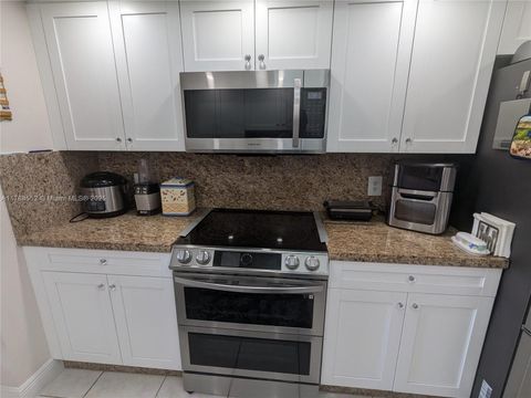 800 SW 142nd Ave 401N Pembroke Pines FL 33027