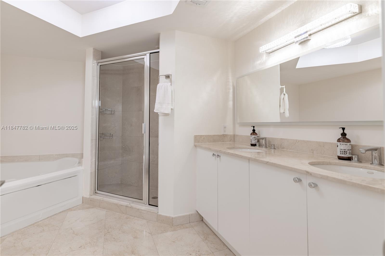 KING DAVID OF SUNNY ISLES - Residential Lease