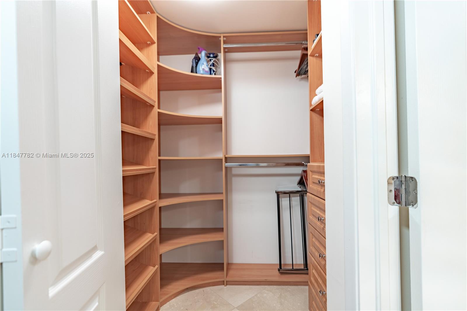 KING DAVID OF SUNNY ISLES - Residential Lease