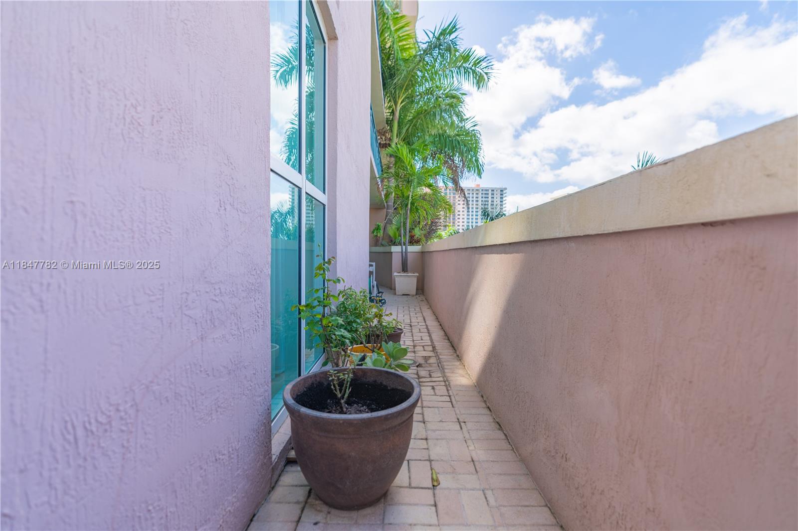 KING DAVID OF SUNNY ISLES - Residential Lease