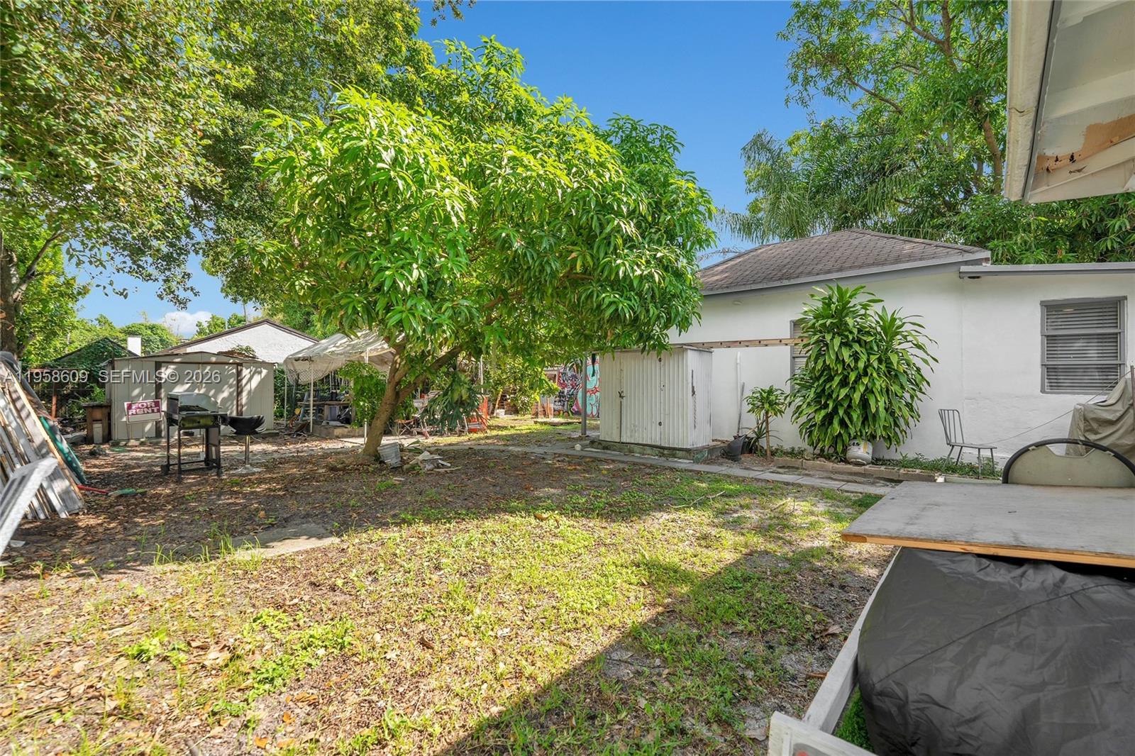 BISCAYNE AVE TRACT - Residential Income