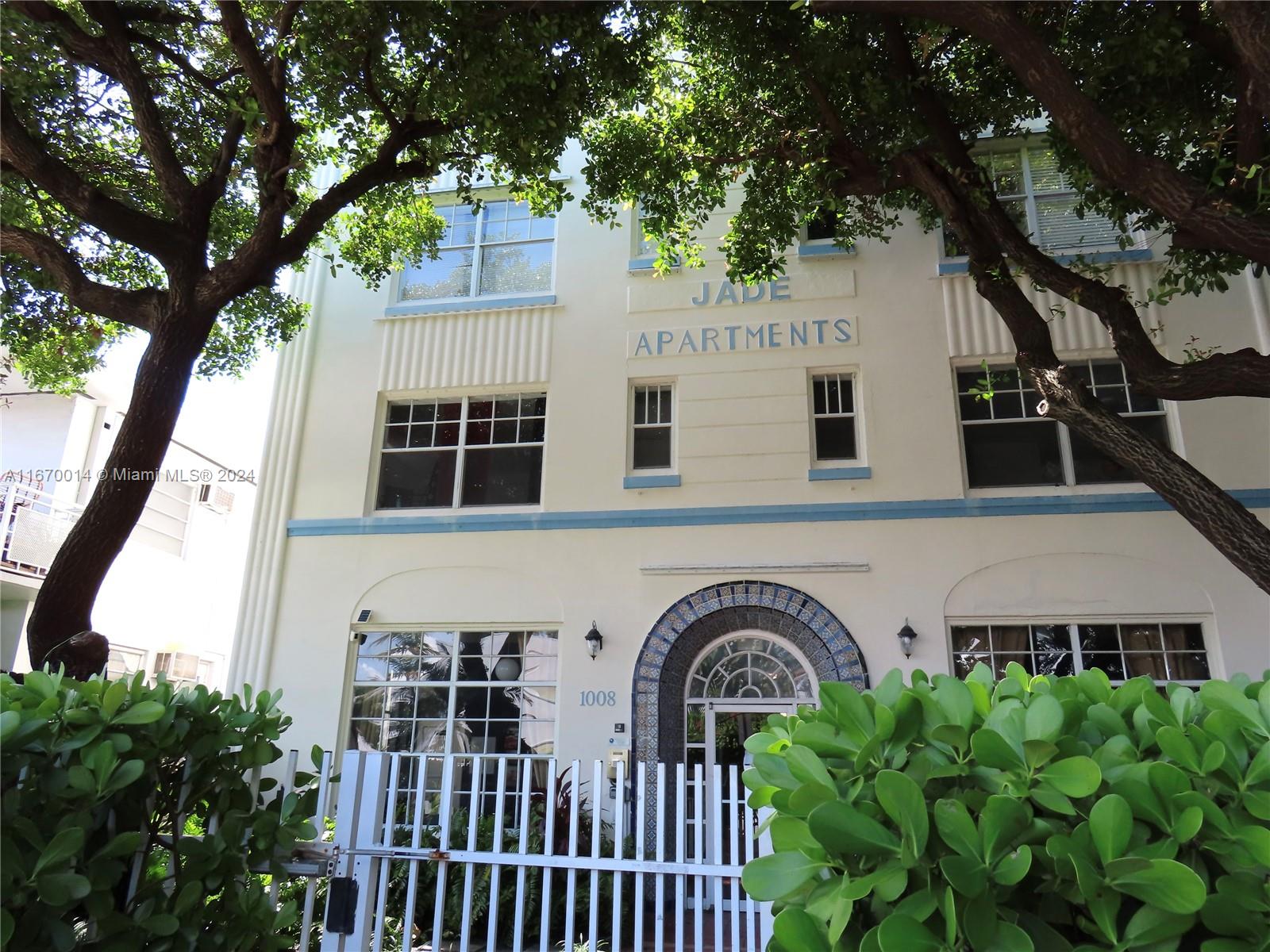 Property for Sale at 1008 Jefferson Ave 304, Miami Beach, Miami-Dade County, Florida - Bedrooms: 2 
Bathrooms: 1  - $325,000