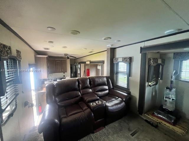 NEWPORT - Residential Lease