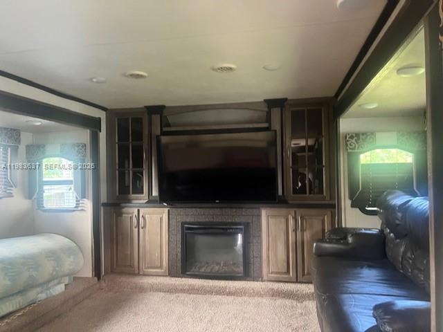 NEWPORT - Residential Lease