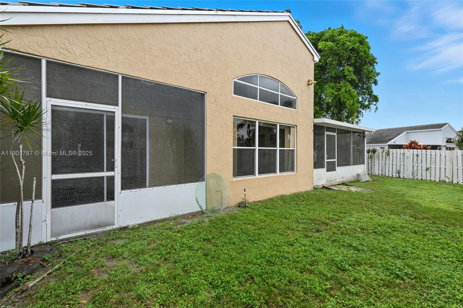 WINSTON PARK SECTION ONE - Residential